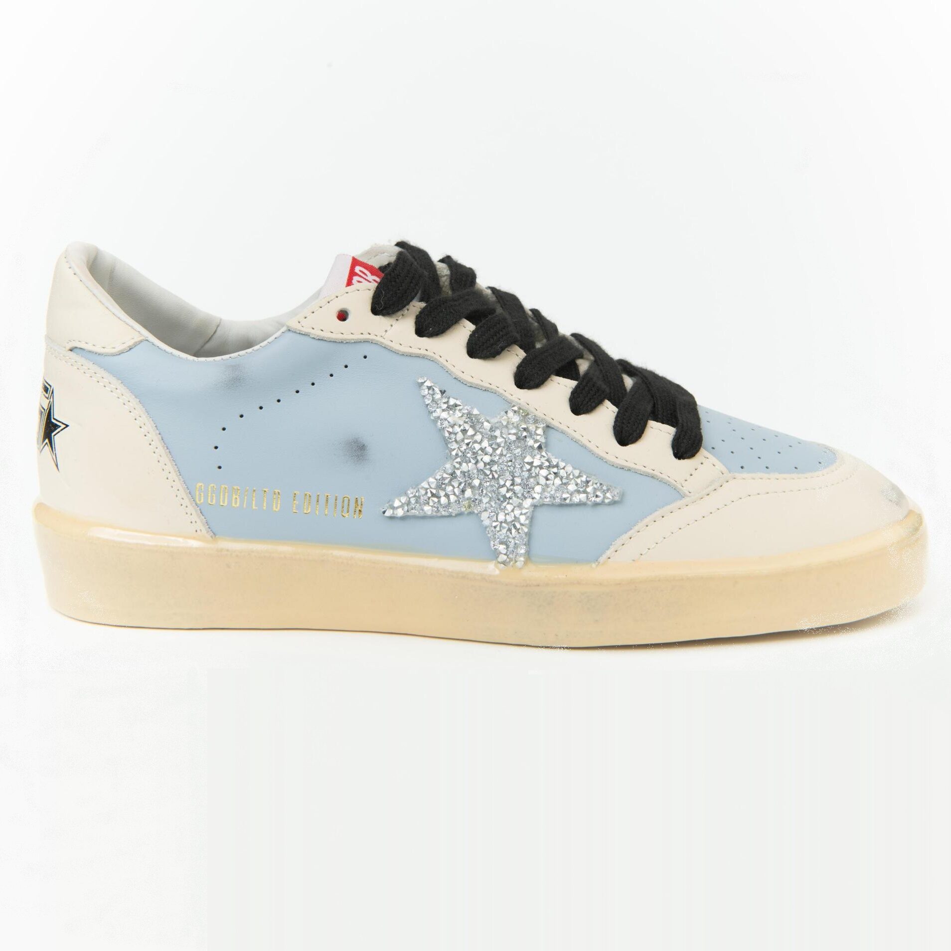 SON_8239-e1754808403998